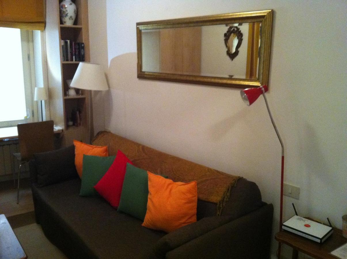 Piazza Navona Beautiful Apartment Rom